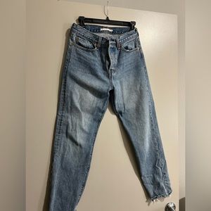 Levi wedgie mid wash jeans